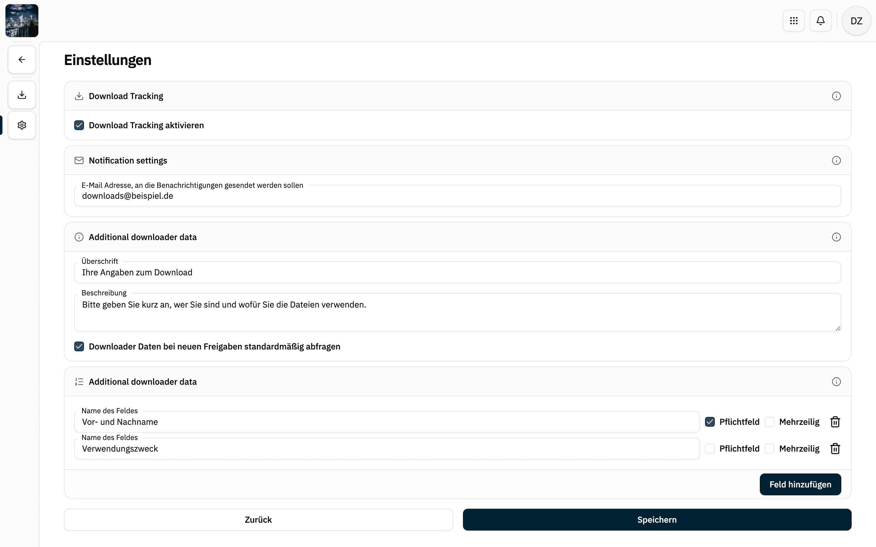 Einstellungen des Add-ons Downloads mit aktiviertem Download Tracking, E-Mail-Adresse, Überschrift, Beschreibung und zwei Abfragefeldern