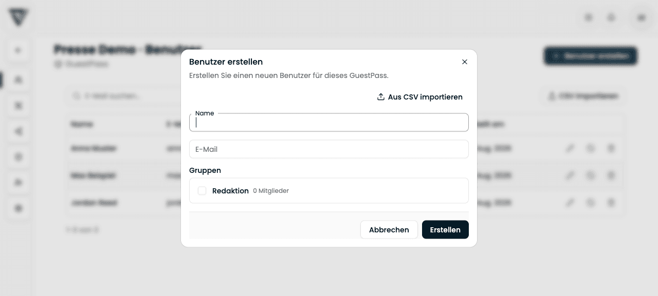 Dialog „Benutzer erstellen“ mit Name, E-Mail und Gruppen